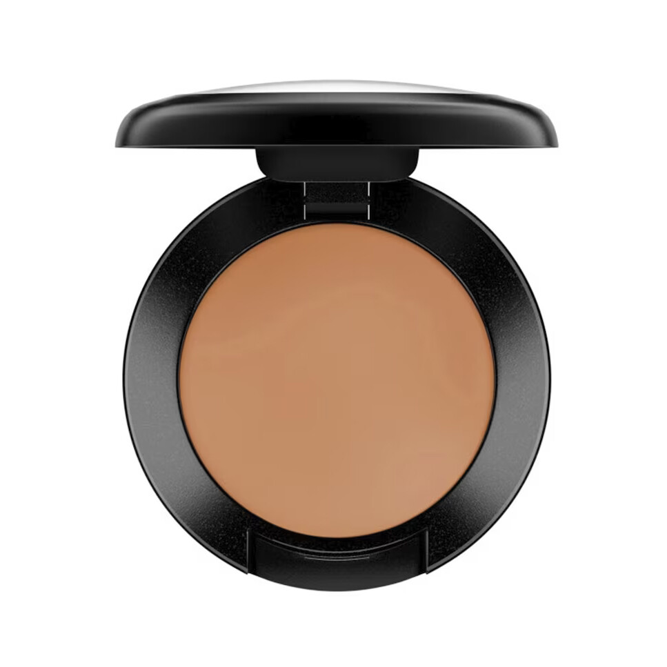 Консилер M.A.C Corrector Studio Finish, NW50
Консилер M.A.C Corrector Studio Finish, NW50