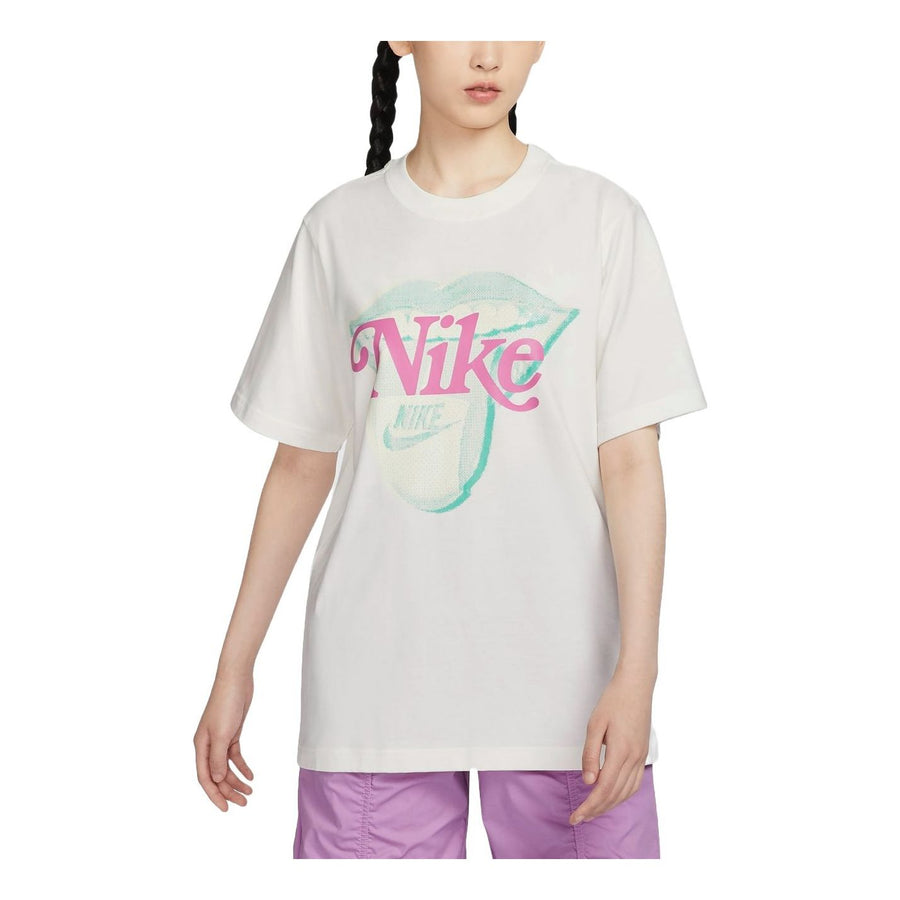 Футболка (WMNS) Nike Sportswear Essential Graphic T-Shirt Asia Sizing 'Sail', бежевый
Футболка (WMNS) Nike Sportswear Essential Graphic T-Shirt Asia Sizing 'Sail', бежевый