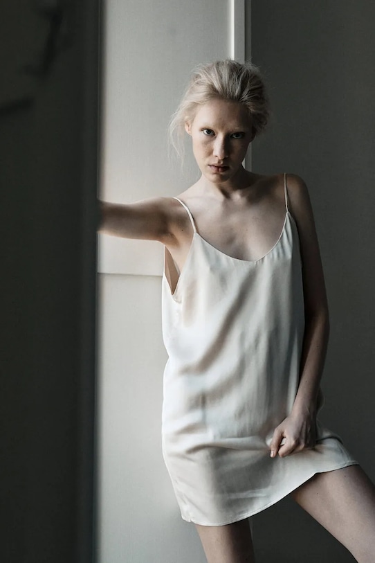 Платье Feu Muuv., бежевый
Платье Feu Muuv., бежевый