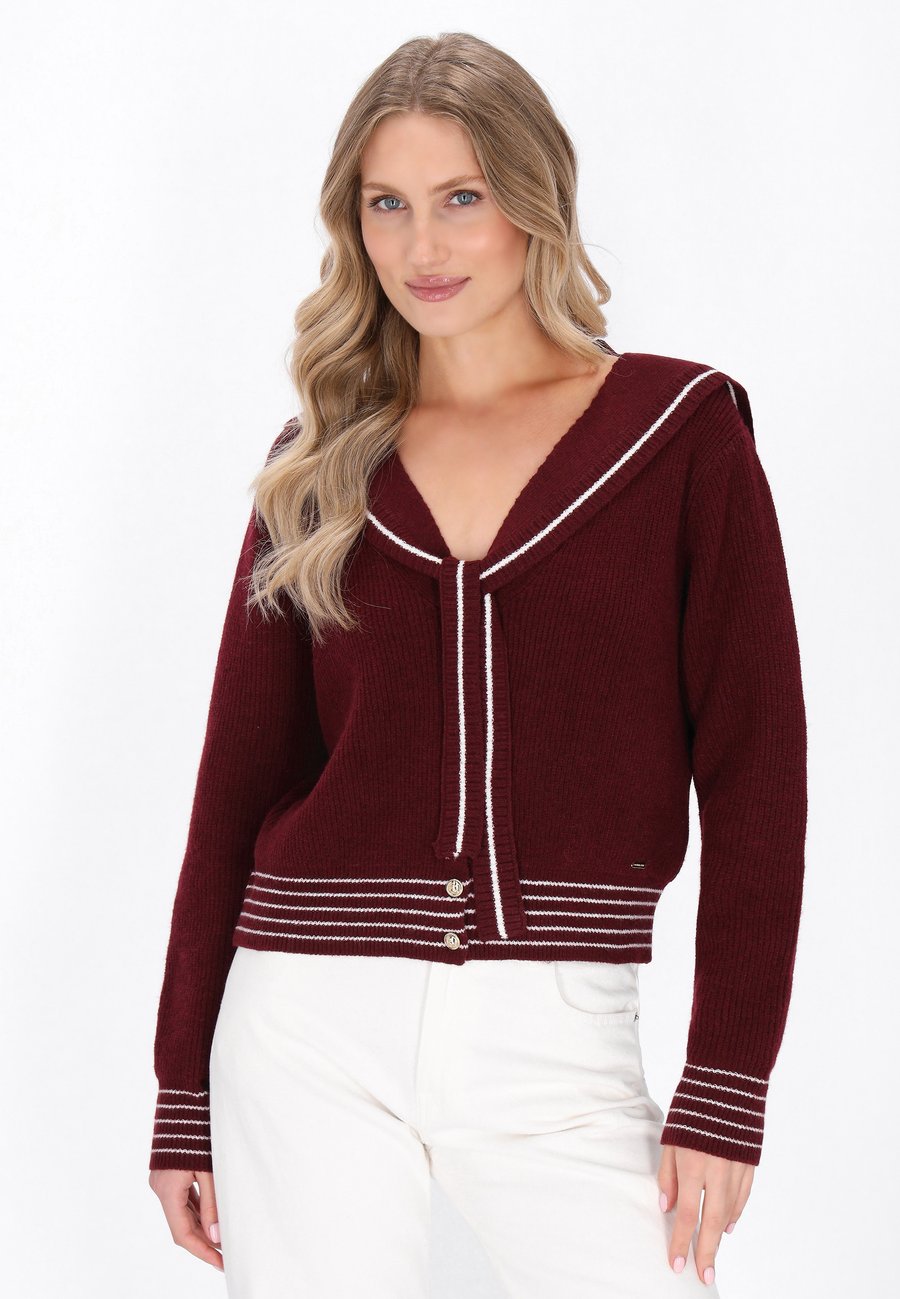 Кардиган DreiMaster Cardigan, Wine Red Offwhite/Dark Red
Кардиган DreiMaster Cardigan, Wine Red Offwhite/Dark Red