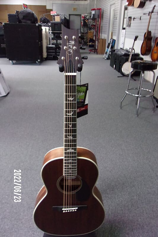 Акустическая гитара PRS SE Parlor P20 Vintage из красного дерева SE Parlor P20 Acoustic Guitar
Акустическая гитара PRS SE Parlor P20 Vintage из красного дерева SE Parlor P20 Acoustic Guitar
