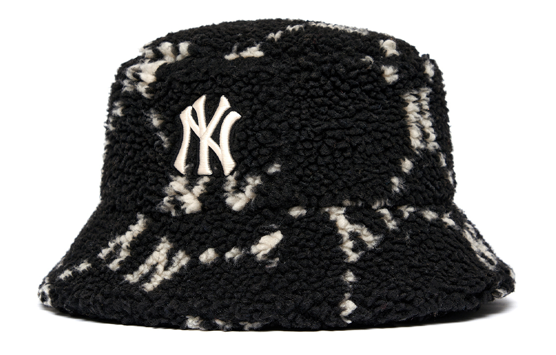 Унисекс бейсболка из полиэстера MLB
Унисекс бейсболка из полиэстера MLB