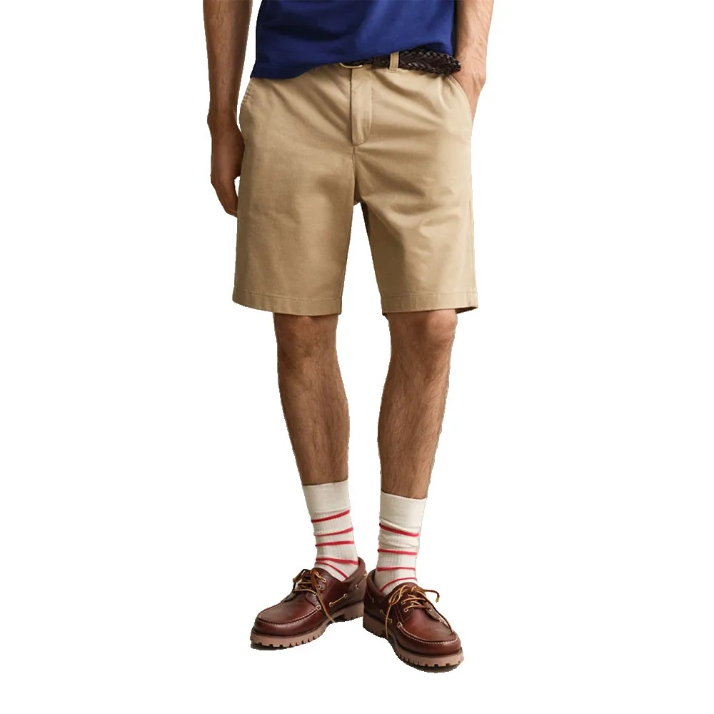 Шорты-чиносы Gant 205620 Regular Fit, бежевый
Шорты-чиносы Gant 205620 Regular Fit, бежевый