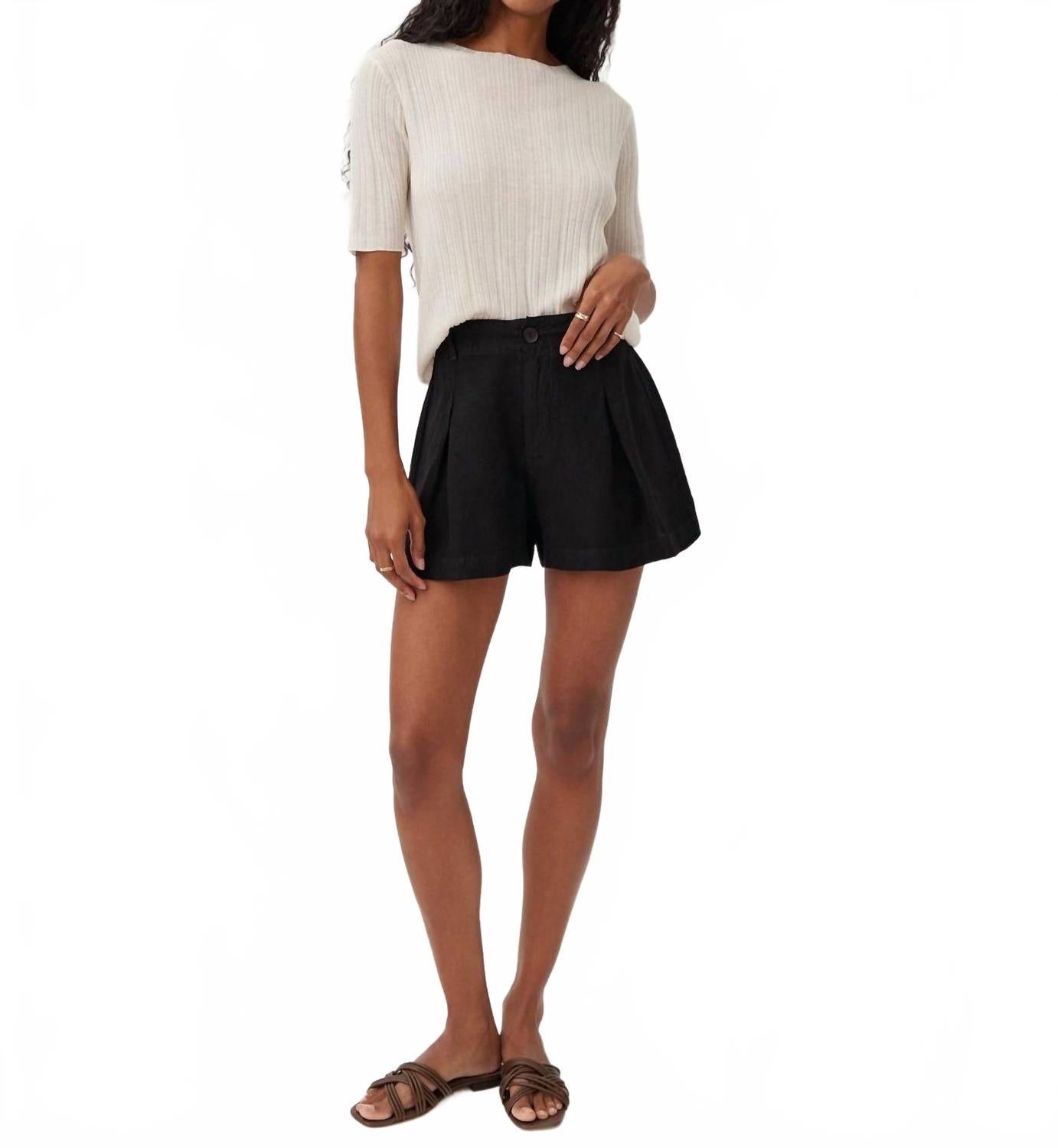 Черные шорты-юбка Bella Dahl
Черные шорты-юбка Bella Dahl