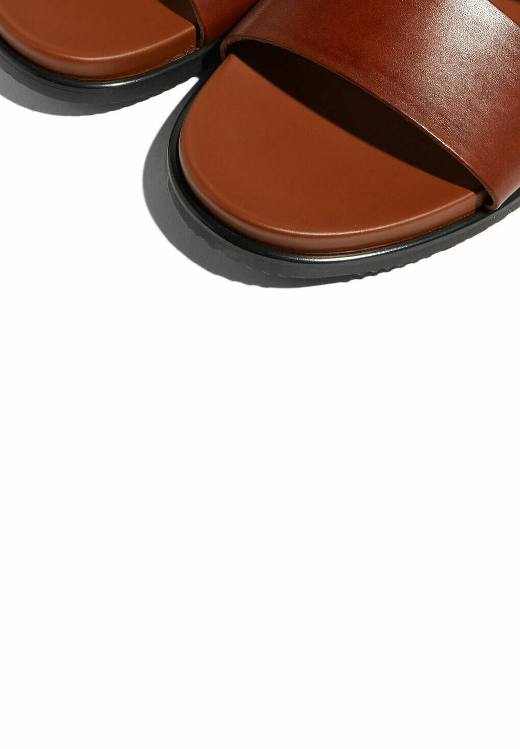 Сандалии Antonio Scarosso, коньяк
Сандалии Antonio Scarosso, коньяк