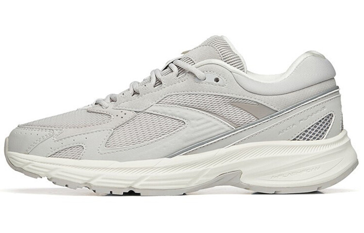 ANTA Running Collection Lifestyle Shoes Men Low-top Night Fog Gray / Light Silver Gray / Ivory White
ANTA Running Collection Lifestyle Shoes Men Low-top Night Fog Gray / Light Silver Gray / Ivory White
