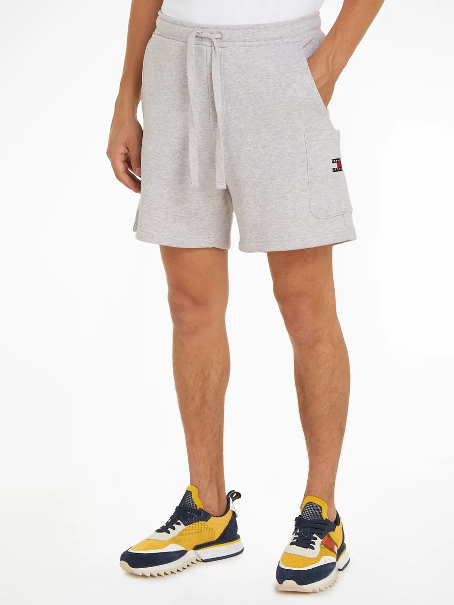 Шорты карго Tommy Jeans "TJM BADGE CARGO SHORT", с боковым карманом, серебристый
Шорты карго Tommy Jeans "TJM BADGE CARGO SHORT", с боковым карманом, серебристый