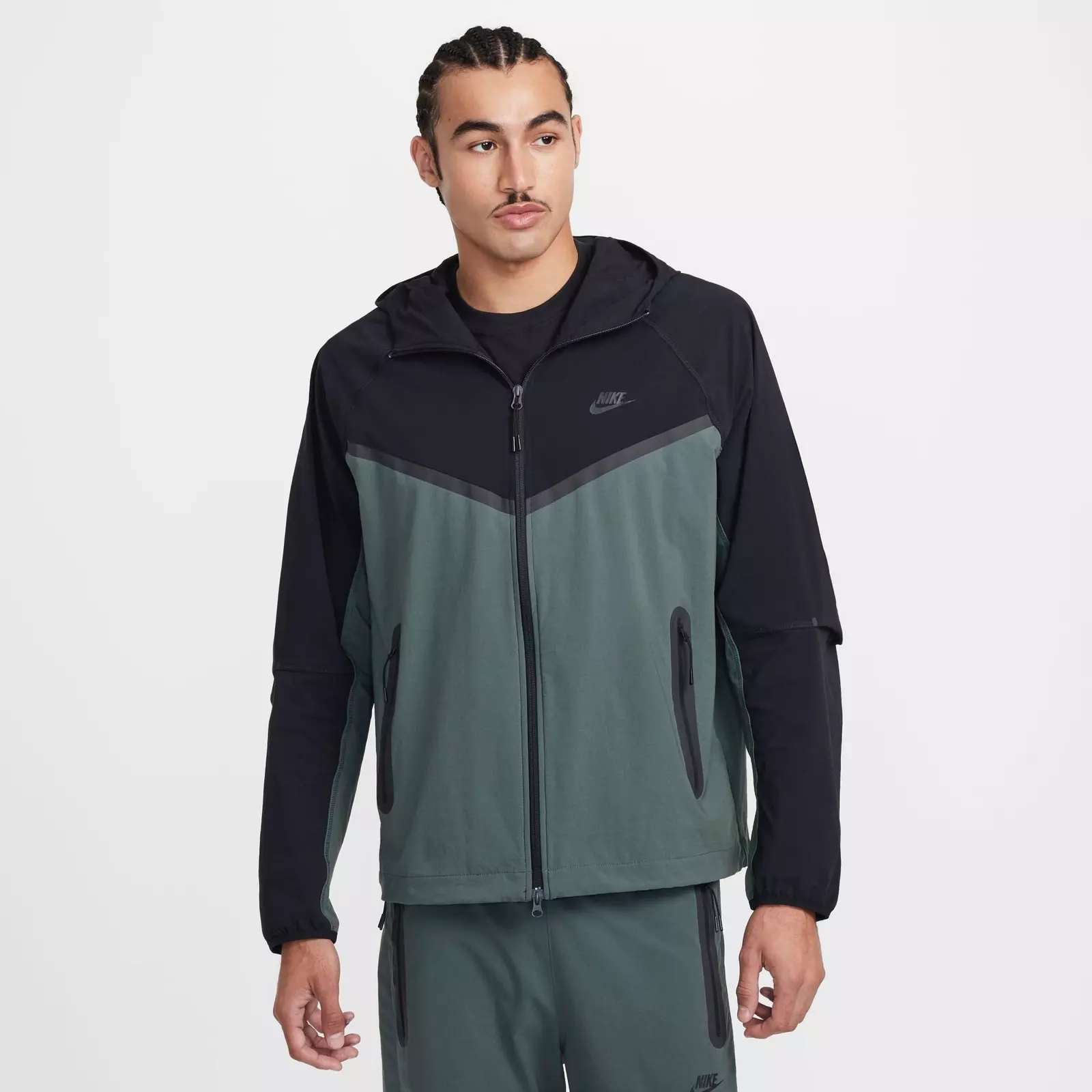 Куртка Men's Nike Tech Windrunner Woven Full-Zip, темно-зеленый/черный
Куртка Men's Nike Tech Windrunner Woven Full-Zip, темно-зеленый/черный