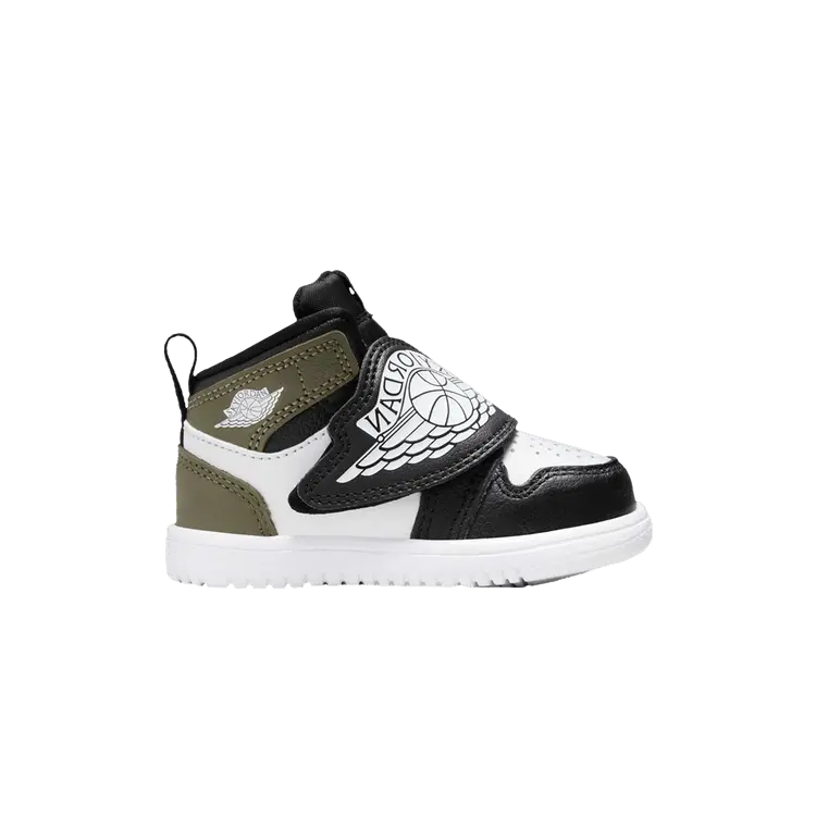 Кроссовки Sky Jordan 1 TD 'Black Toe Medium Olive', черный
Кроссовки Sky Jordan 1 TD 'Black Toe Medium Olive', черный