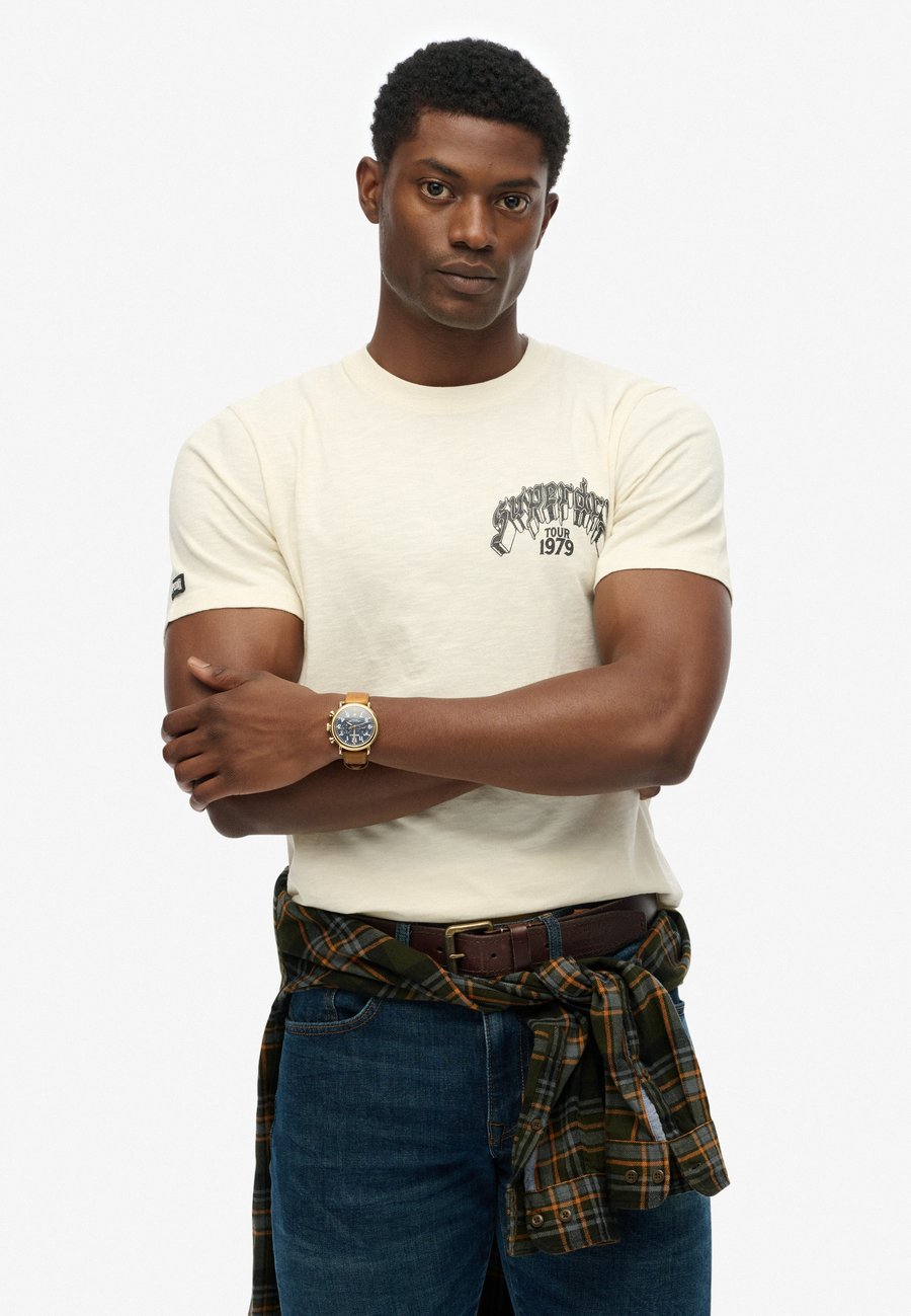 Футболка Superdry & Co BIKER ROCK, Cream/Off-White, Белый, Футболка Superdry & Co BIKER ROCK, Cream/Off-White
Футболка Superdry & Co BIKER ROCK, Cream/Off-White, Белый, Футболка Superdry & Co BIKER ROCK, Cream/Off-White