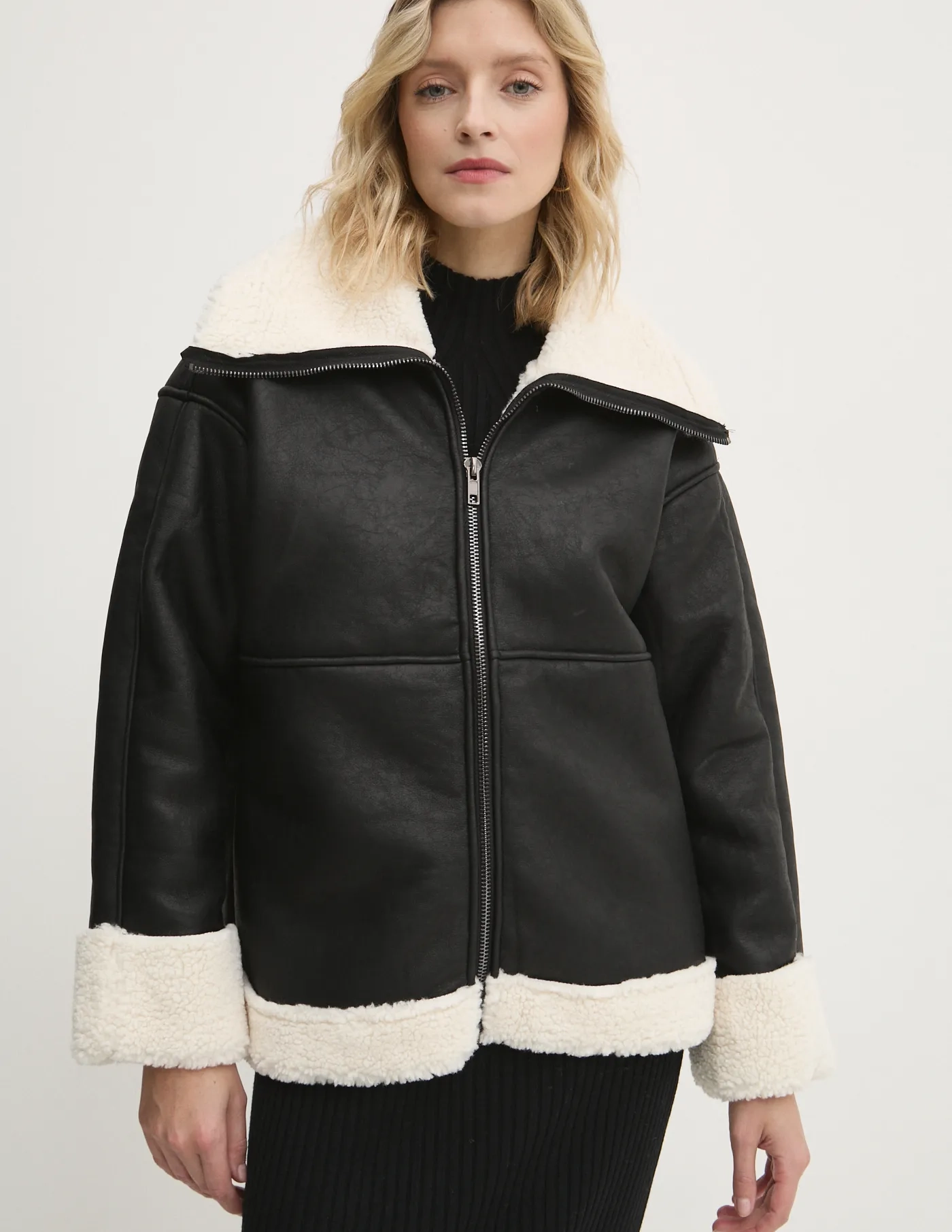 Куртка Answear Lab, черный
Куртка Answear Lab, черный