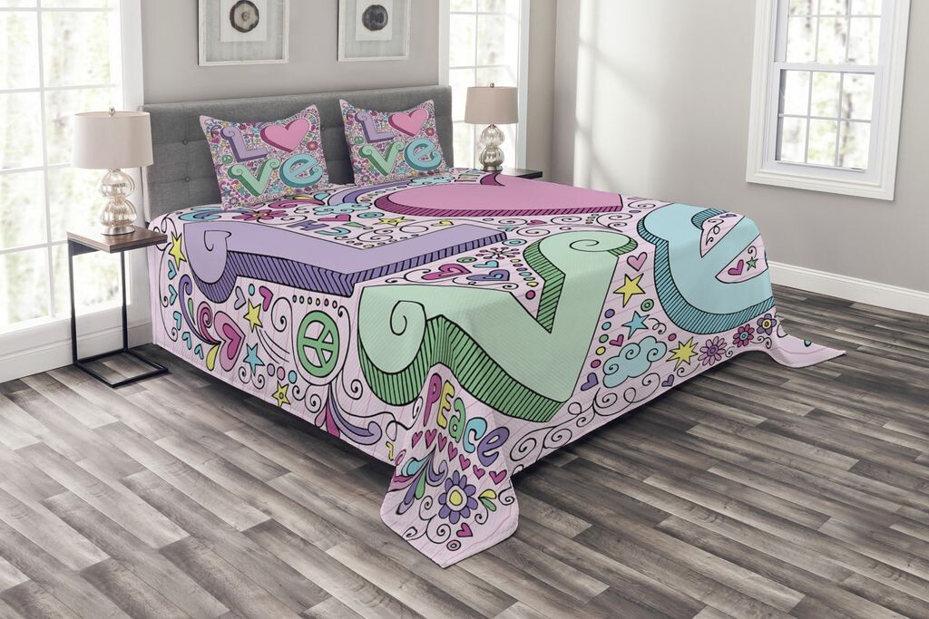 Комплект покрывала ABAKUHAUS Doodle, 3D Lettering Groovy, комплект с моющимися наволочками, для односпальных кроватей 220 x 220 см, разноцветный
Комплект покрывала ABAKUHAUS Doodle, 3D Lettering Groovy, комплект с моющимися наволочками, для односпальных кроватей 220 x 220 см, разноцветный