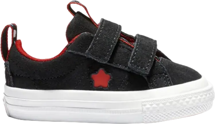 Кроссовки Converse Hello Kitty x One Star Low Top Velcro TD Black, черный
Кроссовки Converse Hello Kitty x One Star Low Top Velcro TD Black, черный