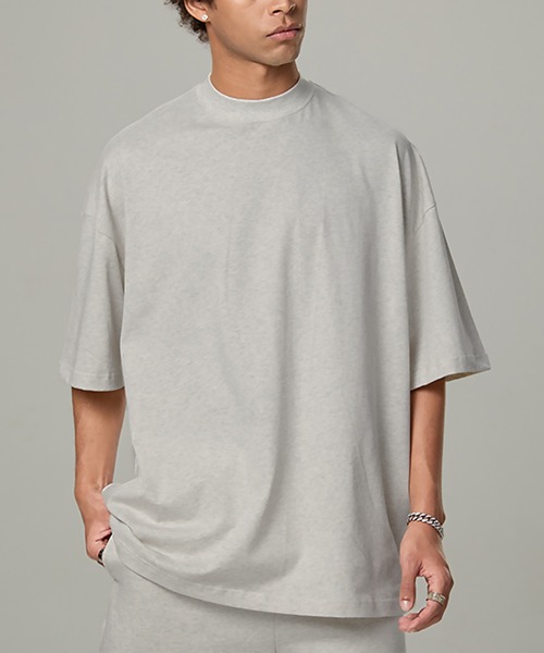 Футболка оверсайз базовая SBG, светло-серый
Футболка оверсайз базовая SBG, светло-серый