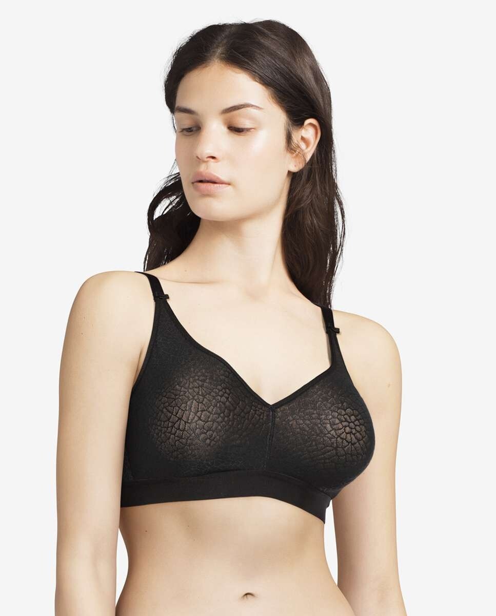 Утягивающий бюстгальтер без косточек C Magnifique из жаккардовой сетки Chantelle, черный
Утягивающий бюстгальтер без косточек C Magnifique из жаккардовой сетки Chantelle, черный