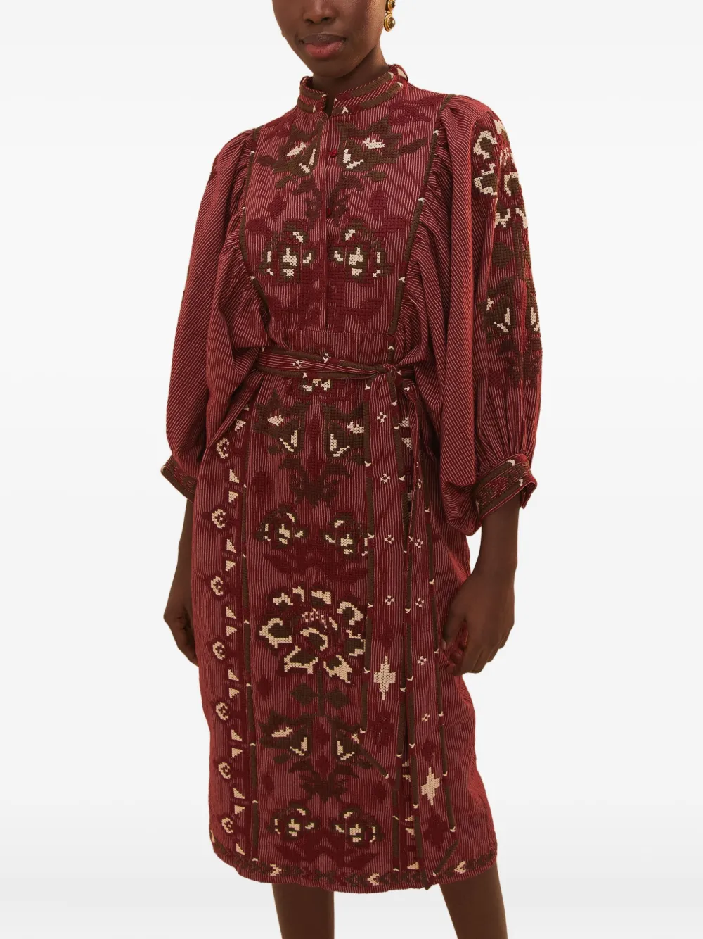 Платье миди с вышитым шарфом «Туканы» и рукавами-буфами FARM Rio, красный 
Платье миди с вышитым шарфом «Туканы» и рукавами-буфами FARM Rio, красный