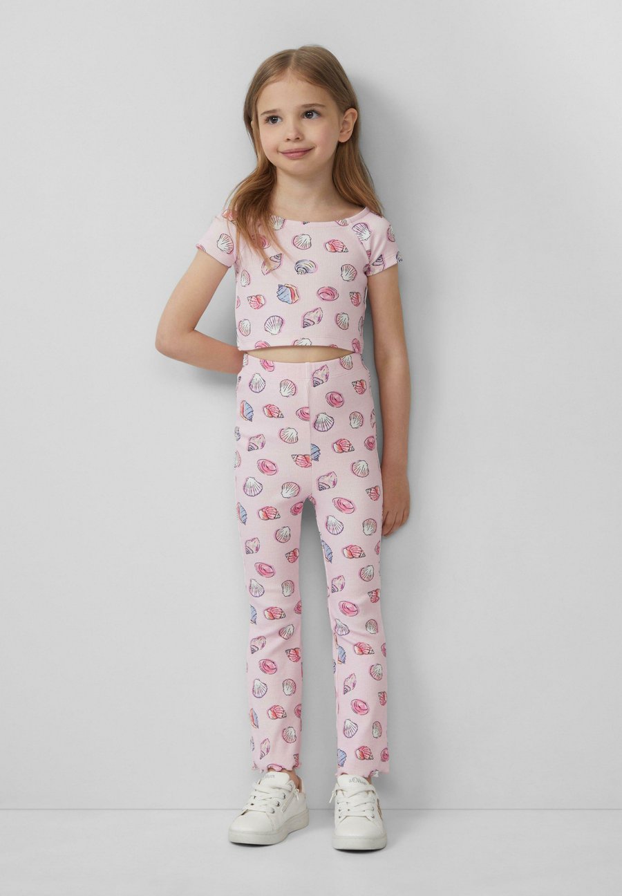 Футболка s.Oliver VERKÜRZTES, Zartrosa/Light Pink, Розовый, Футболка s.Oliver VERKÜRZTES, Zartrosa/Light Pink
Футболка s.Oliver VERKÜRZTES, Zartrosa/Light Pink, Розовый, Футболка s.Oliver VERKÜRZTES, Zartrosa/Light Pink