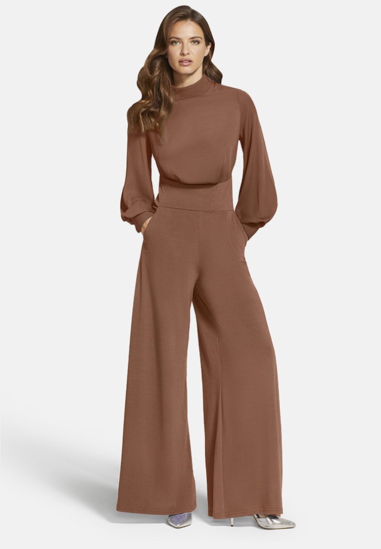 Комбинезон HotSquash WITH BLOUSON SLEEVE, Caramel/Brown
Комбинезон HotSquash WITH BLOUSON SLEEVE, Caramel/Brown