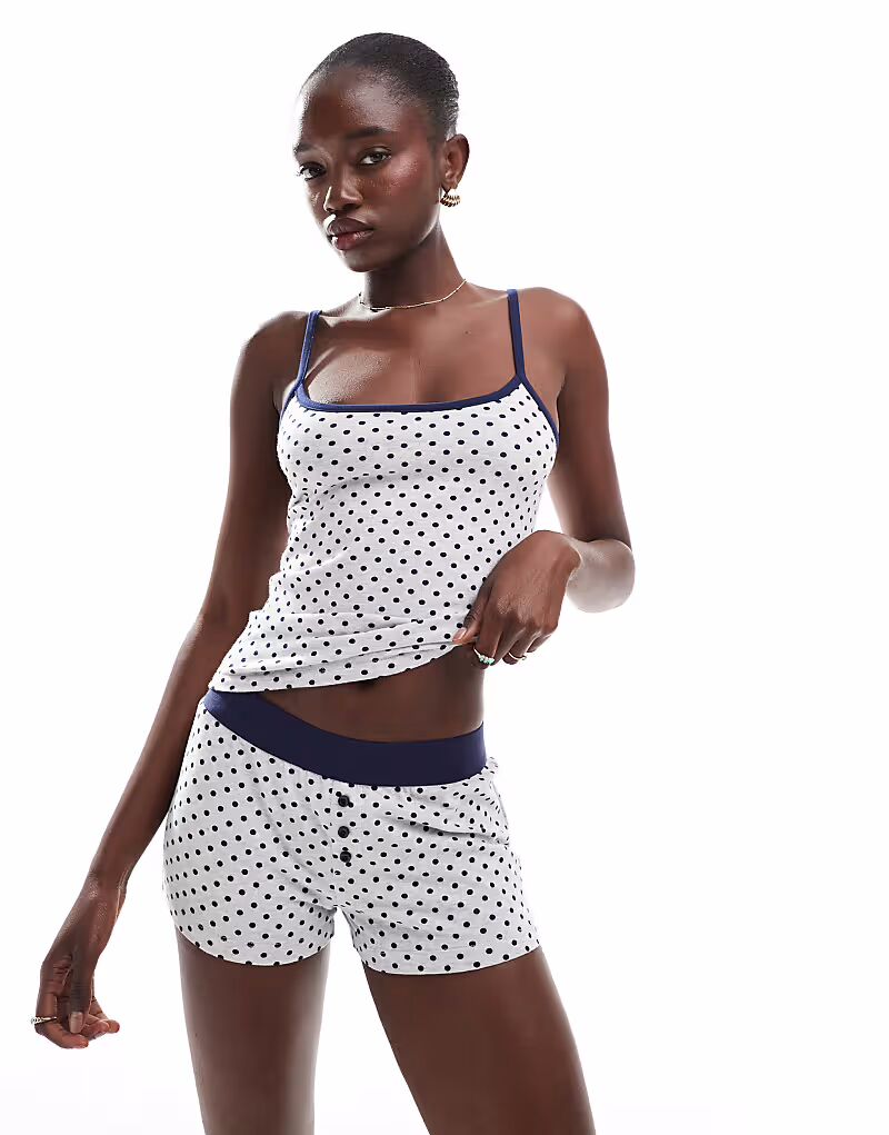 Cotton:On трикотажные шорты персикового цвета в серый марле/темно-синий горошек
Cotton:On трикотажные шорты персикового цвета в серый марле/темно-синий горошек