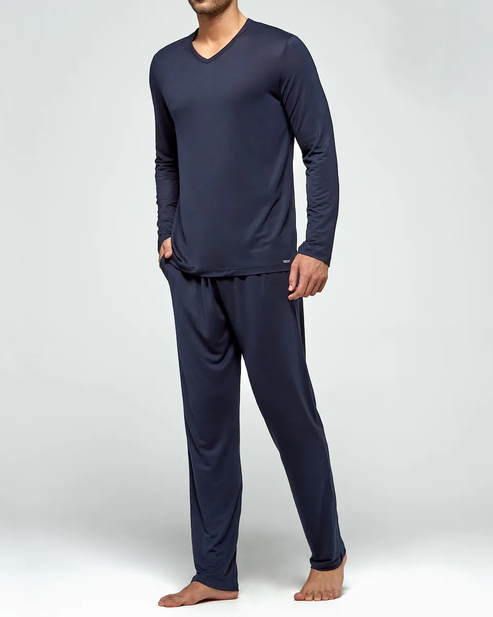 Длинная мужская трикотажная пижама темно-синего цвета Impetus, темно-синий
Длинная мужская трикотажная пижама темно-синего цвета Impetus, темно-синий