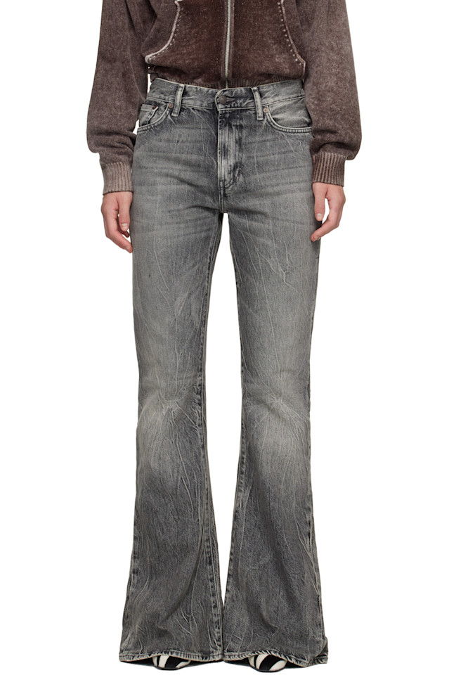 Acne Studios Серые облегающие джинсы 2025f
Acne Studios Серые облегающие джинсы 2025f