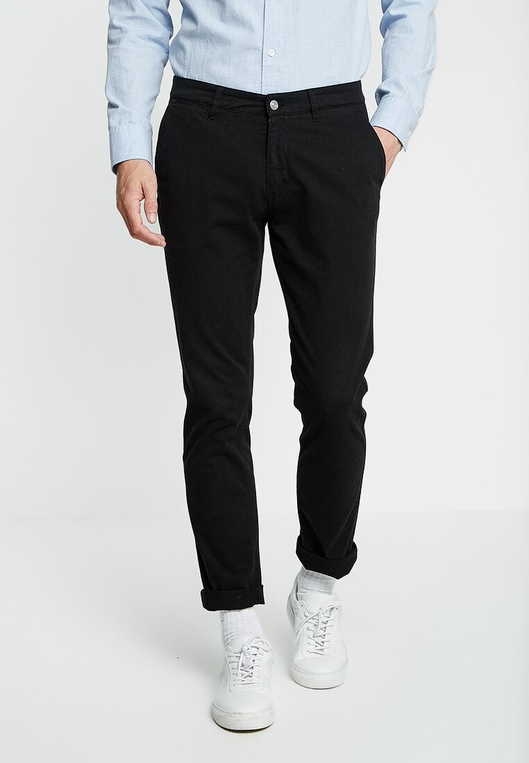 Чиносы MARCO NN.07, цвет black
Чиносы MARCO NN.07, цвет black