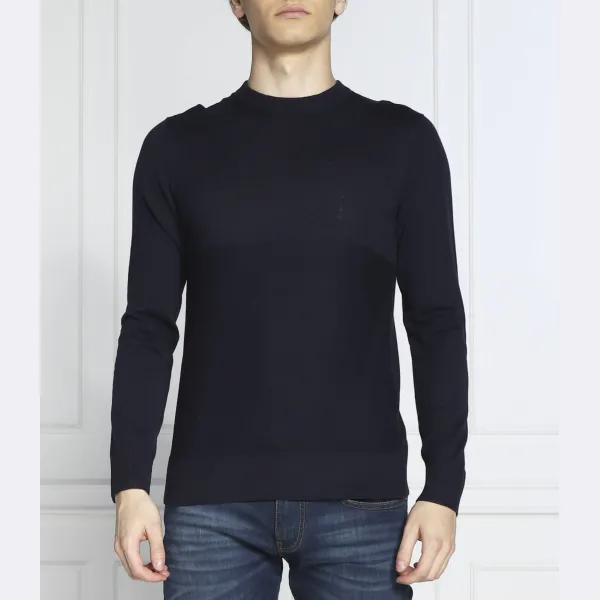 Облегающий свитер с добавлением шелка Armani Exchange, синий
Облегающий свитер с добавлением шелка Armani Exchange, синий