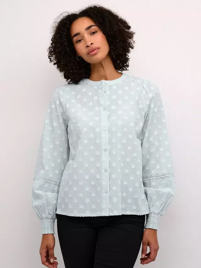 Топ KAFFE Enya Floral, цвет celestial/blue
Топ KAFFE Enya Floral, цвет celestial/blue