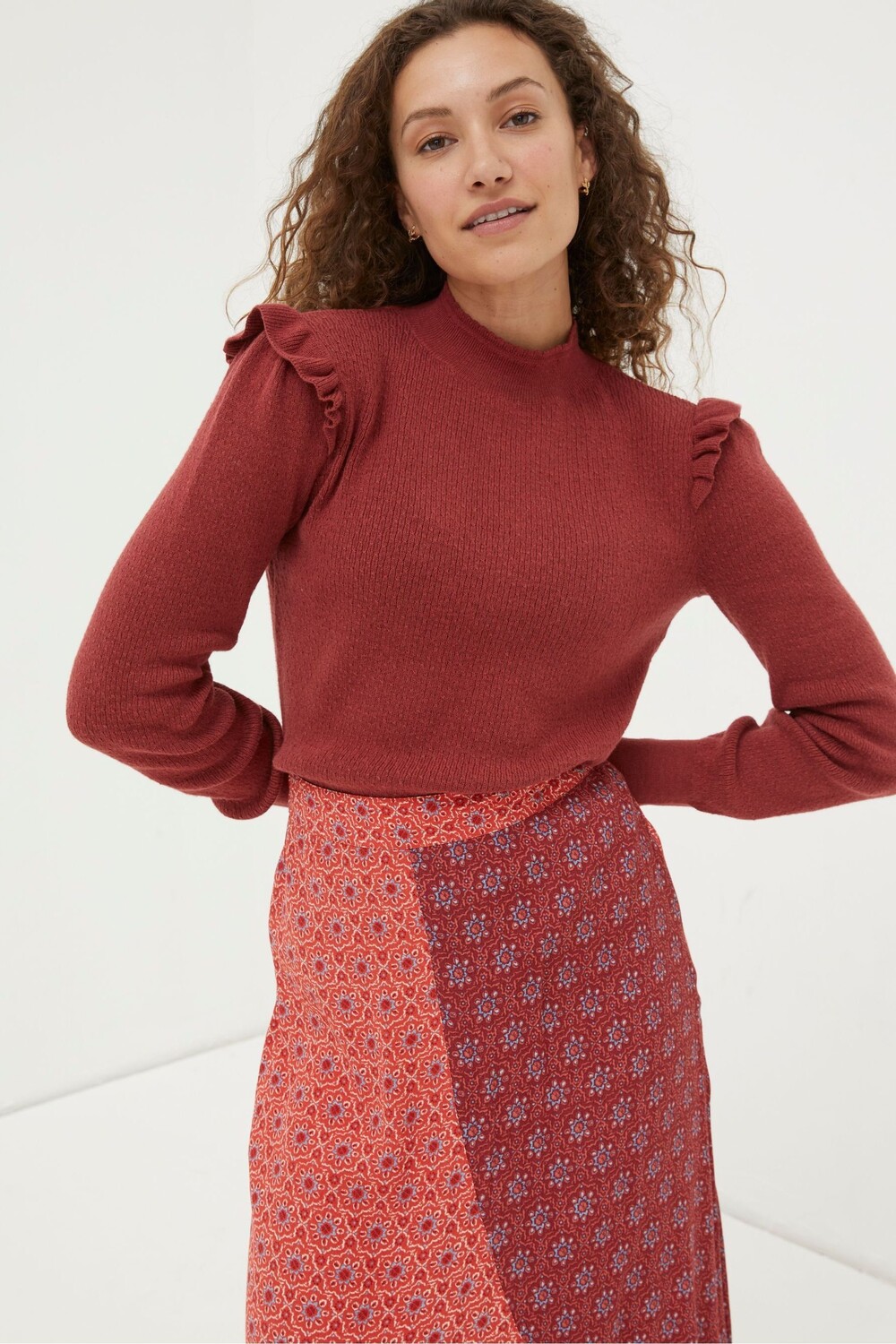 Свитер FatFace Fiona с рюшами Fat Face, красный
Свитер FatFace Fiona с рюшами Fat Face, красный