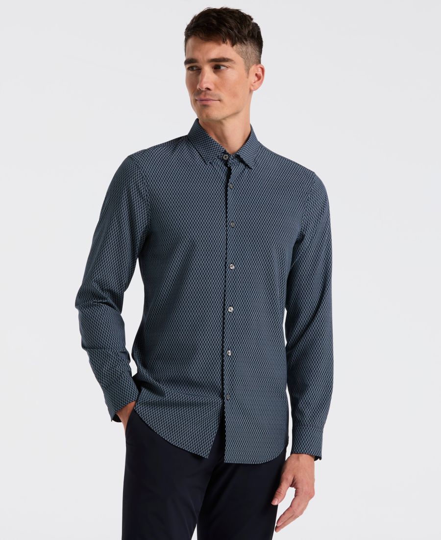 Мужская приталенная рубашка с геометрическим принтом в виде ромбов Perry Ellis, Dark sapphire
Мужская приталенная рубашка с геометрическим принтом в виде ромбов Perry Ellis, Dark sapphire