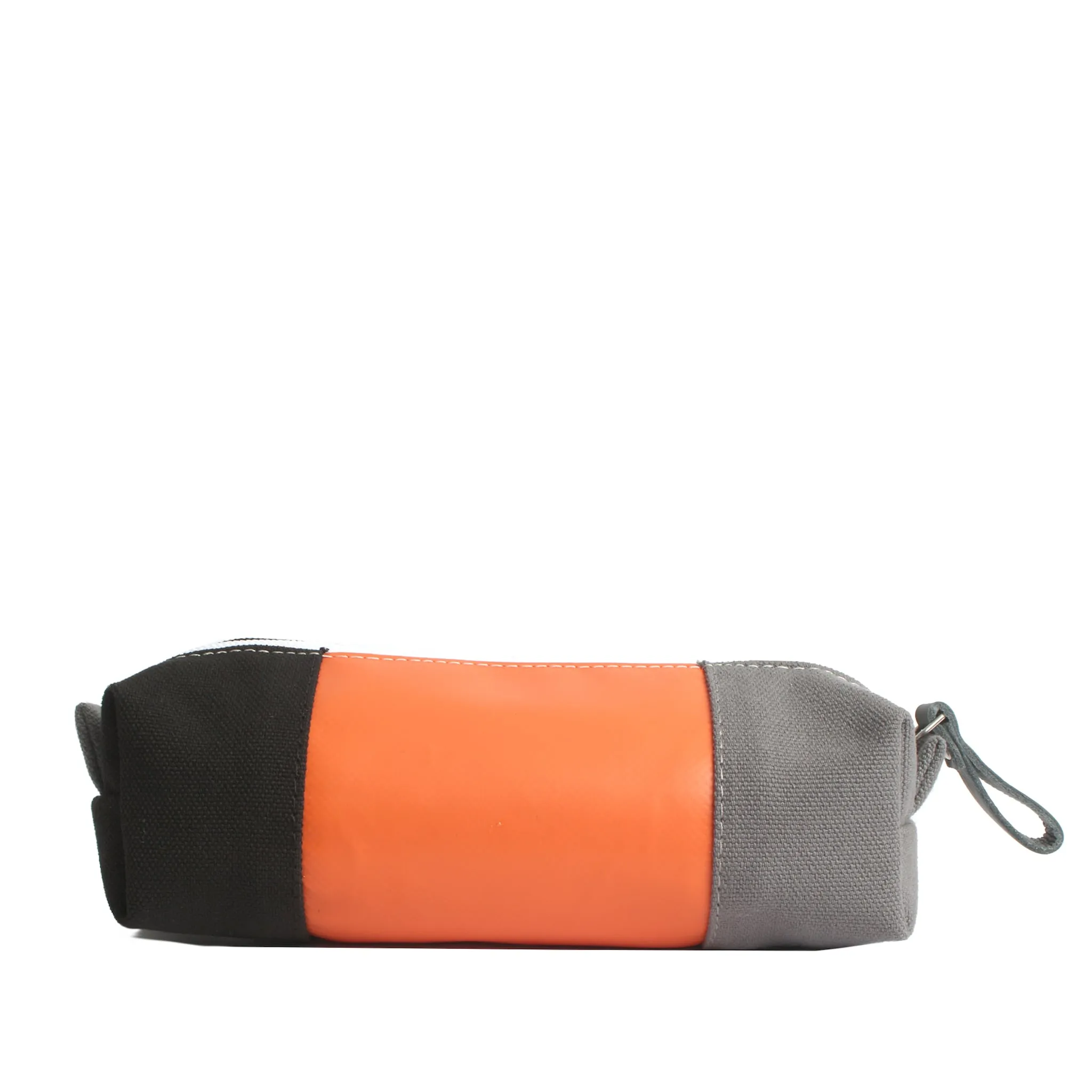 Косметичка 7clouds "Penci 7.1", изготовленная из переработанного ПЭТ, черный
Косметичка 7clouds "Penci 7.1", изготовленная из переработанного ПЭТ, черный