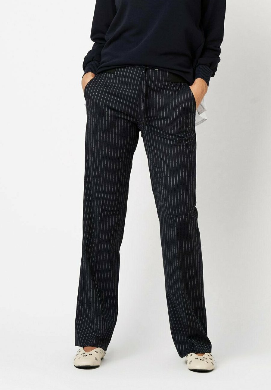 Брюки TONI STYLE, Dark Blue/Blue
Брюки TONI STYLE, Dark Blue/Blue