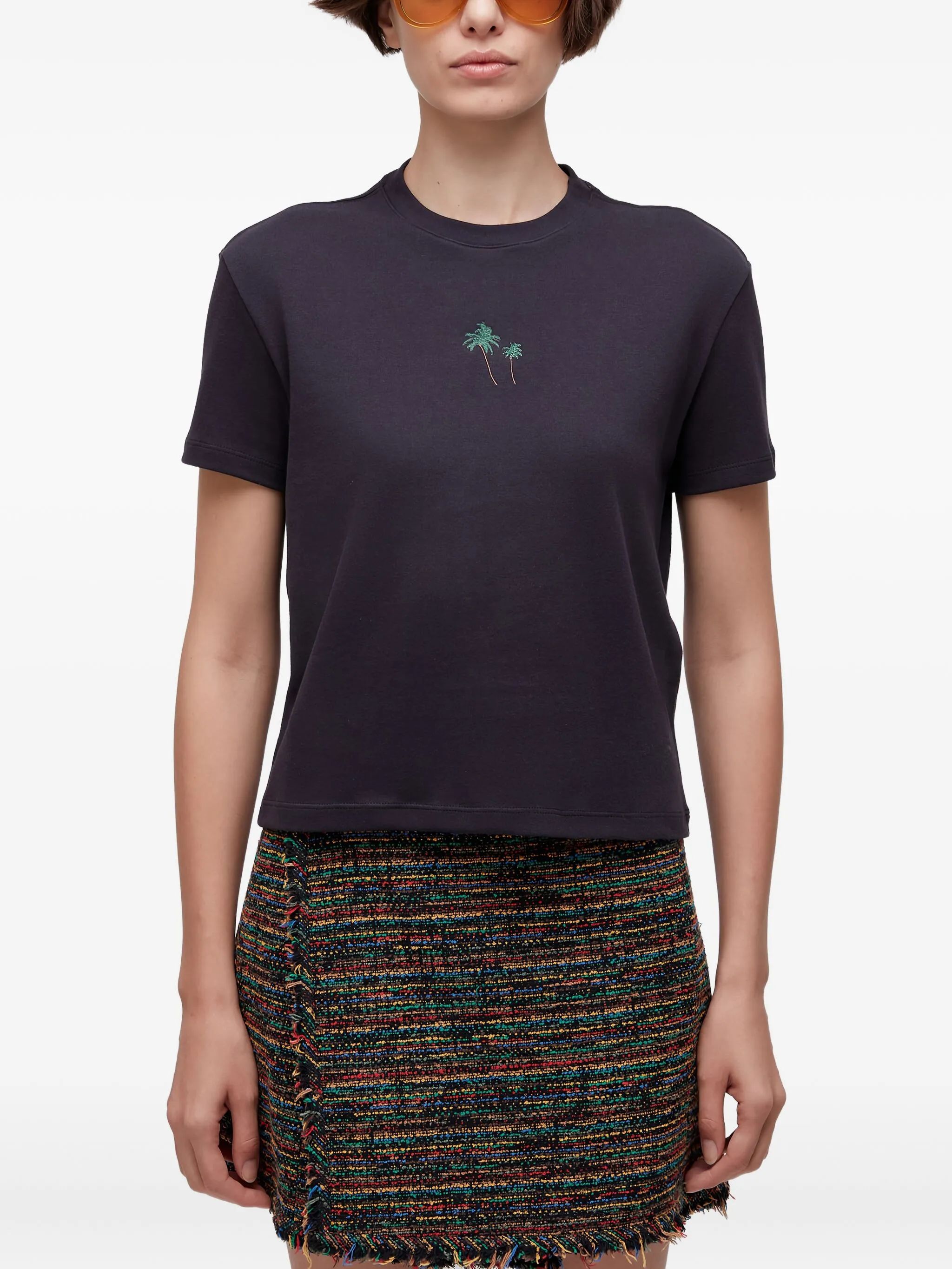 Футболка с вышивкой Osklen, черный
Футболка с вышивкой Osklen, черный