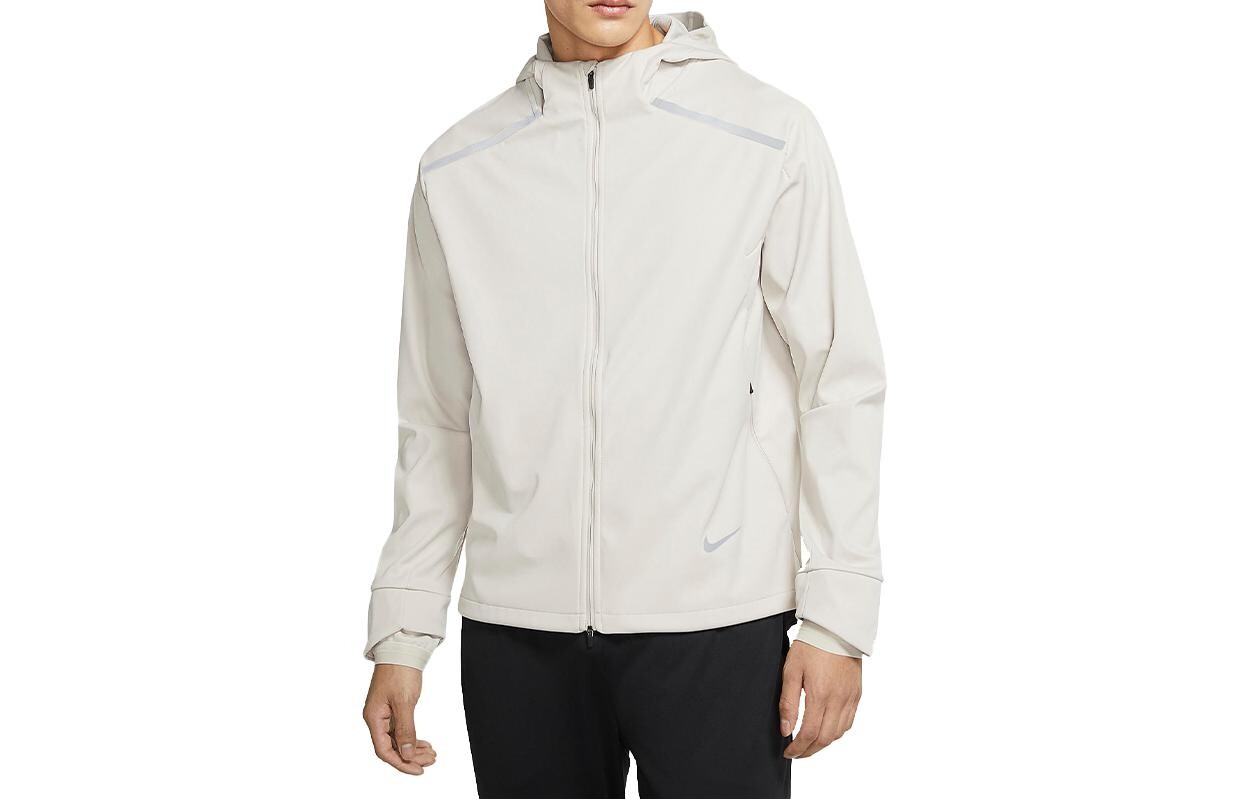 Мужская куртка Nike, цвет Beige
Мужская куртка Nike, цвет Beige