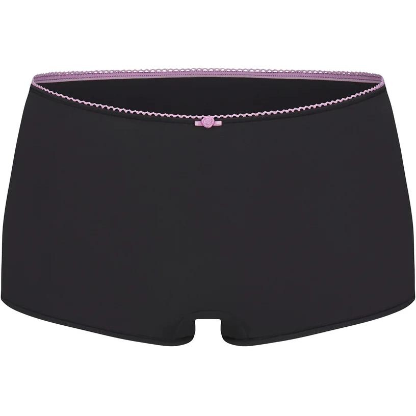 Женские трусы Skims
Женские трусы Skims