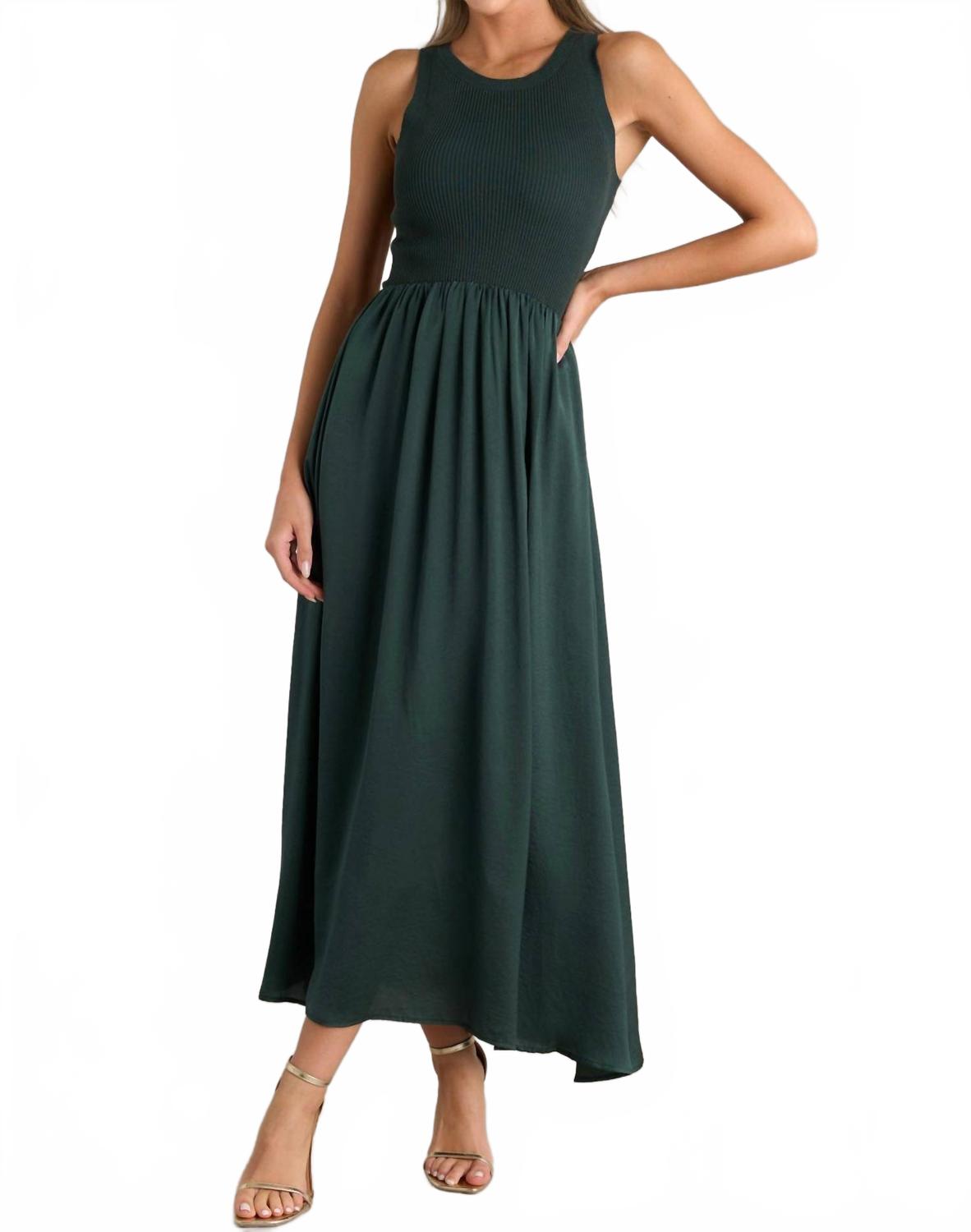 Нежный топ-сарафан в темно-зеленом цвете Urban Daizy
Нежный топ-сарафан в темно-зеленом цвете Urban Daizy