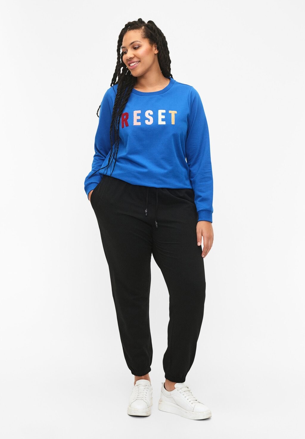 Спортивные брюки MIT TASCHEN Zizzi, черный
Спортивные брюки MIT TASCHEN Zizzi, черный