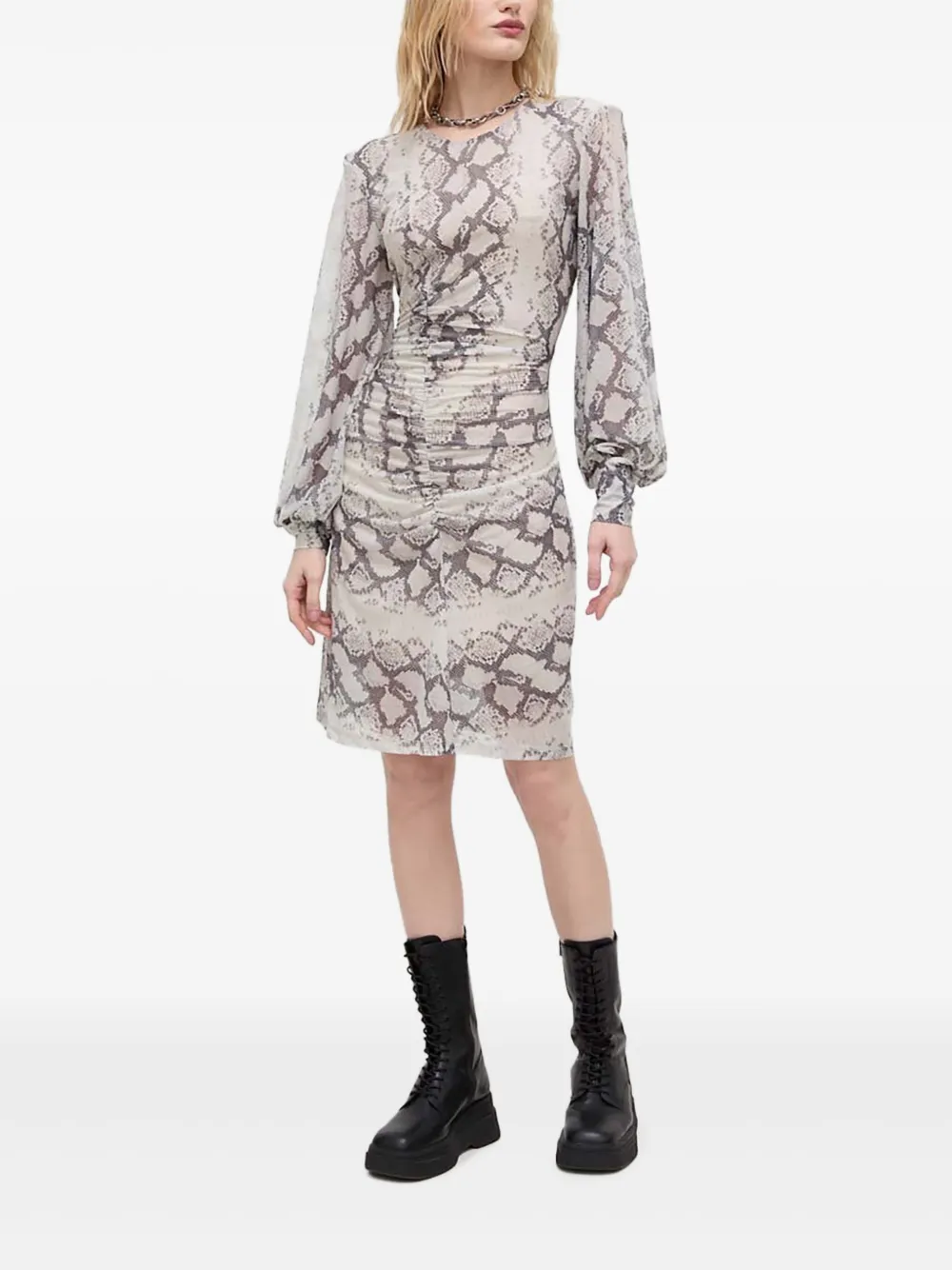 Платье миди со змеиным принтом и сборками Bruuns Bazaar, нейтральный
Платье миди со змеиным принтом и сборками Bruuns Bazaar, нейтральный