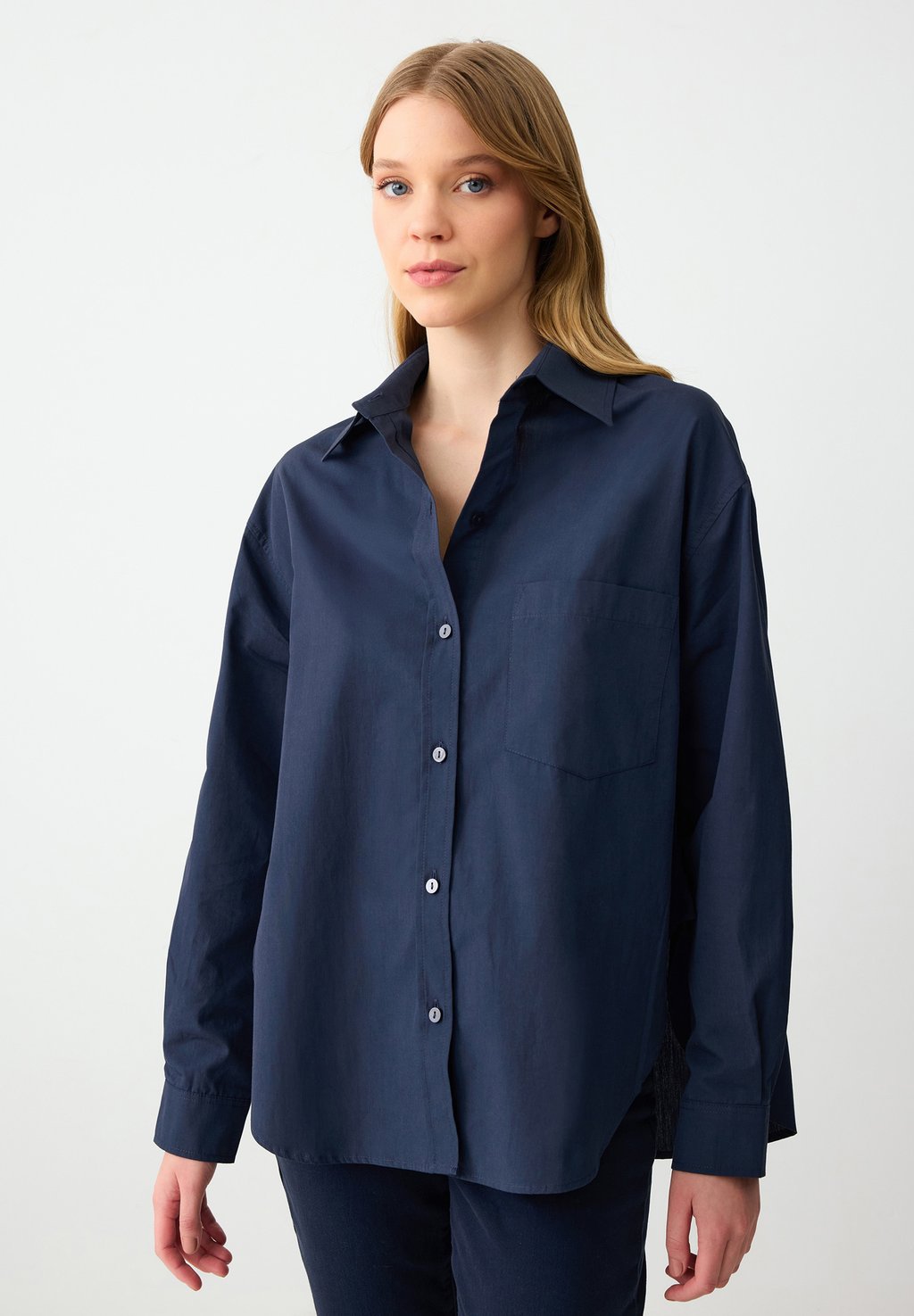 Блузка на пуговицах CLASSIC Jimmy Key, темно-синий
Блузка на пуговицах CLASSIC Jimmy Key, темно-синий