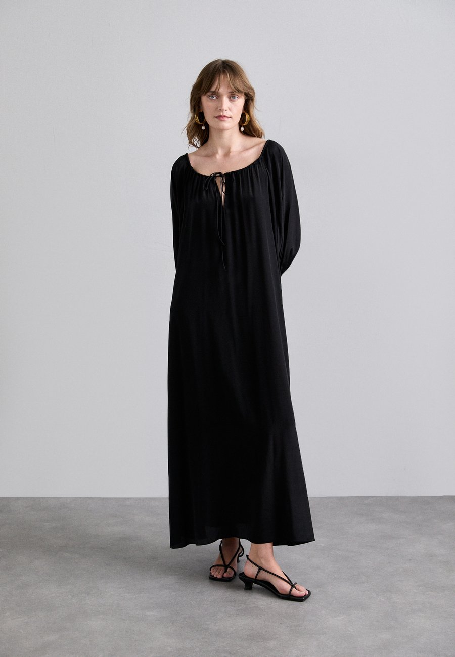Платье By Malene Birger Maxi dress, Black
Платье By Malene Birger Maxi dress, Black