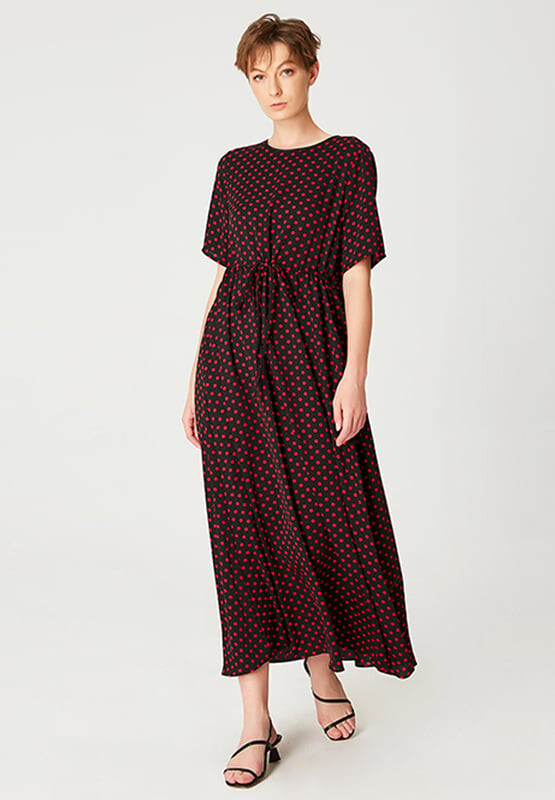 Платье-Туника миди с поясом на кулиске и принтом в горошек Smart And Joy, черный
Платье-Туника миди с поясом на кулиске и принтом в горошек Smart And Joy, черный