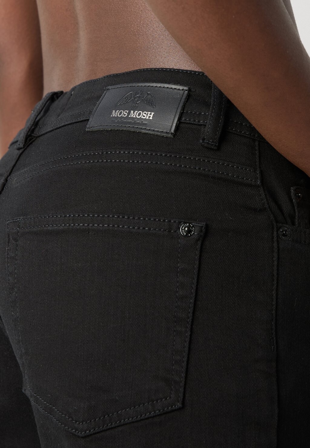 Расклешенные джинсы DELUXE Mos Mosh, черный
Расклешенные джинсы DELUXE Mos Mosh, черный