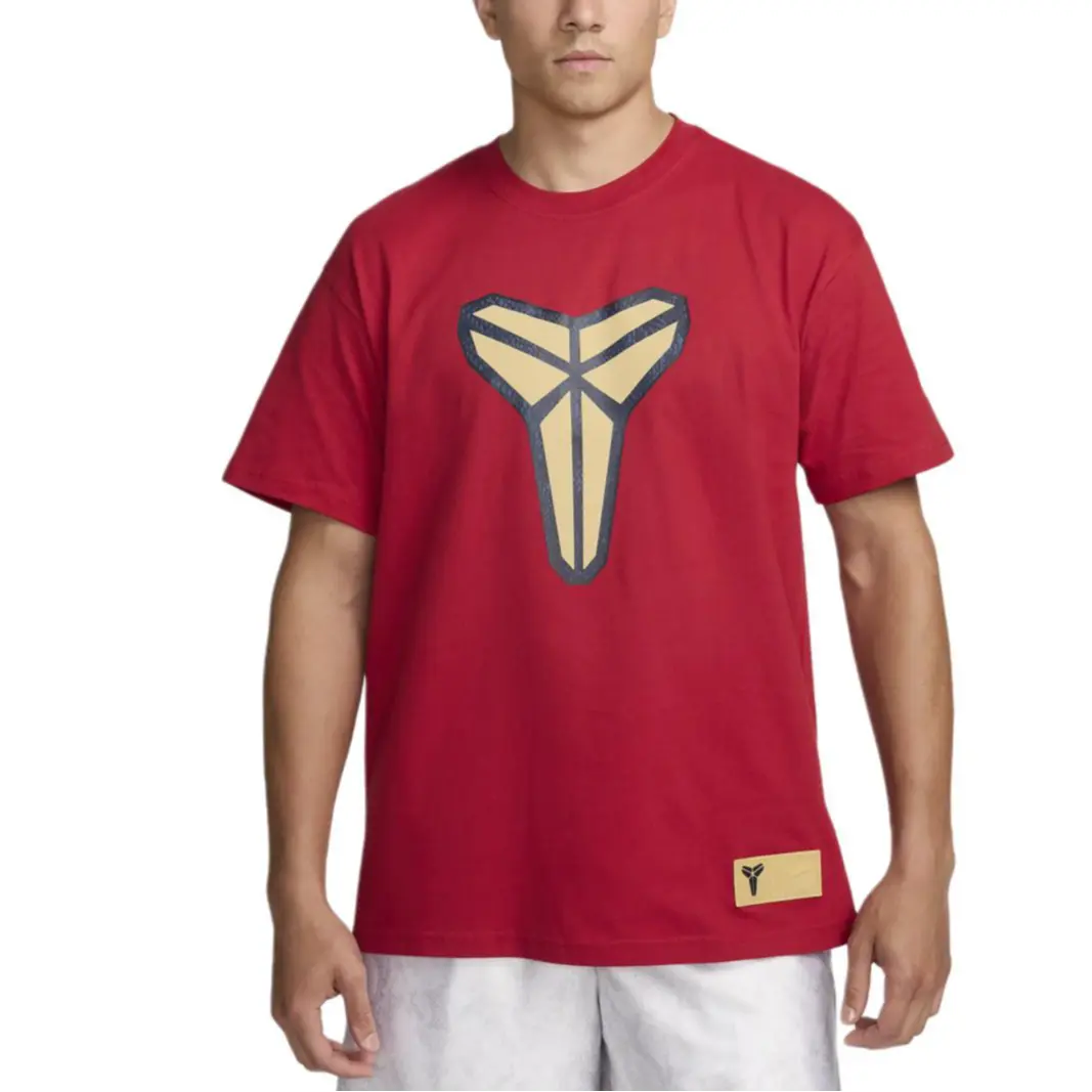 Футболка баскетбольная Kobe Max90 Nike свободного кроя с коротким рукавом, командный красный
Футболка баскетбольная Kobe Max90 Nike свободного кроя с коротким рукавом, командный красный