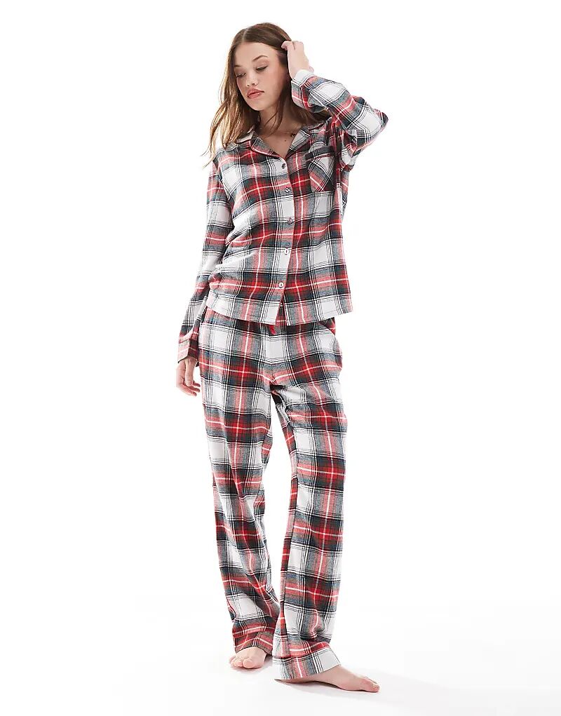 Пижамный комплект с длинными рукавами и застежкой на пуговицы в клетку Loungeable
Пижамный комплект с длинными рукавами и застежкой на пуговицы в клетку Loungeable