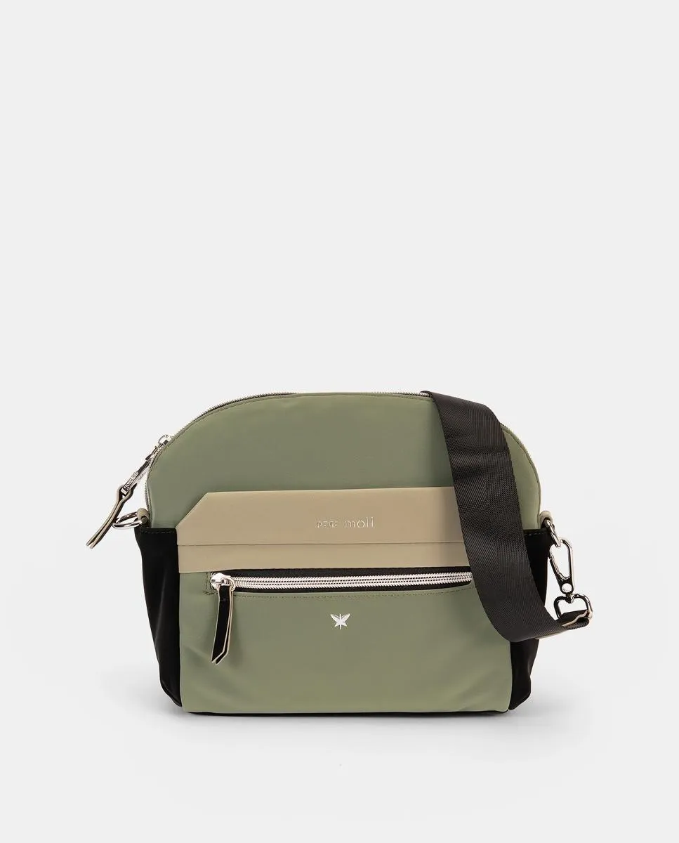 Сумка с очень приятным тактильным ощущением Pepe Moll, военный зеленый
Сумка с очень приятным тактильным ощущением Pepe Moll, военный зеленый