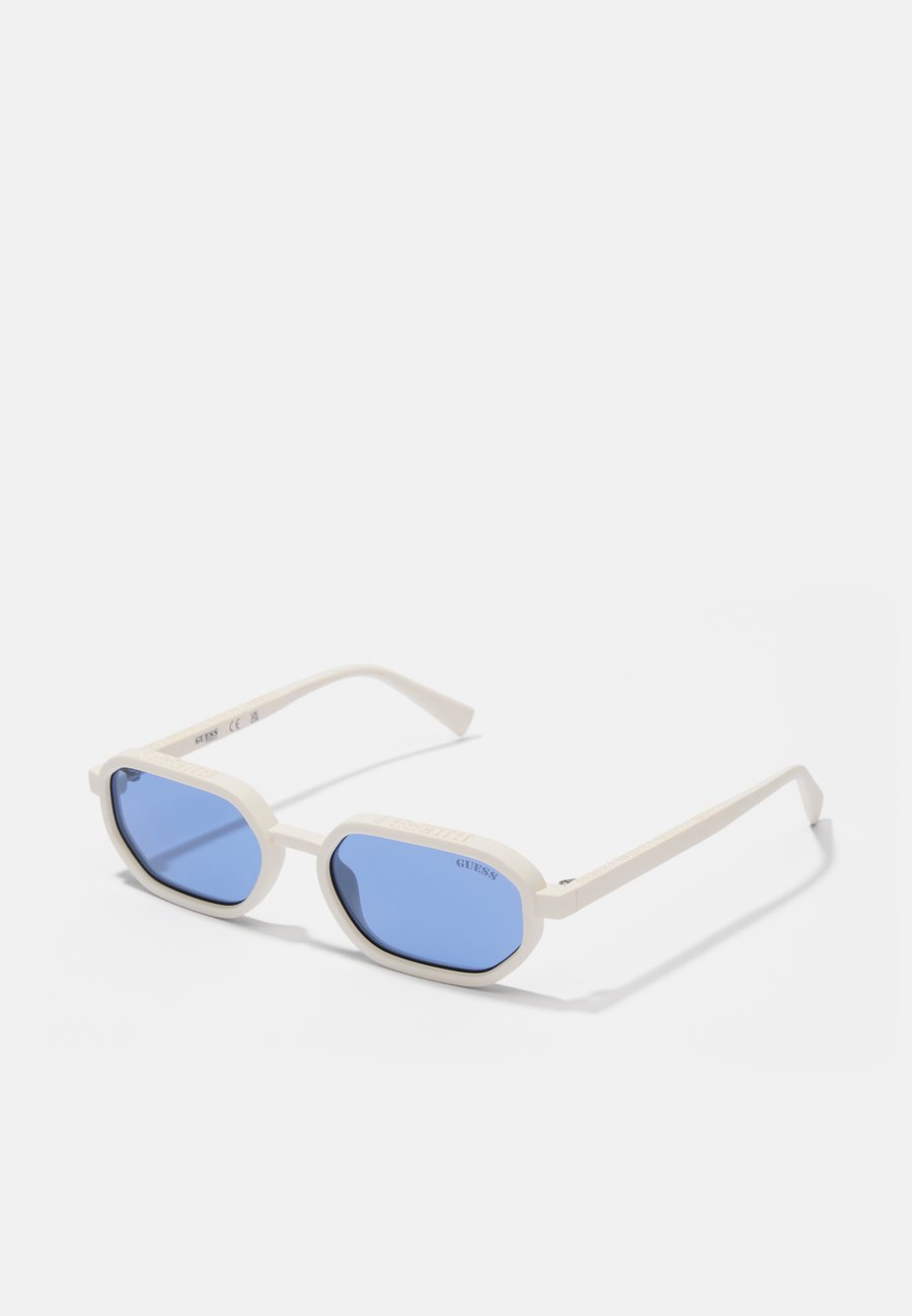 Солнцезащитные очки Guess UNISEX, White
Солнцезащитные очки Guess UNISEX, White