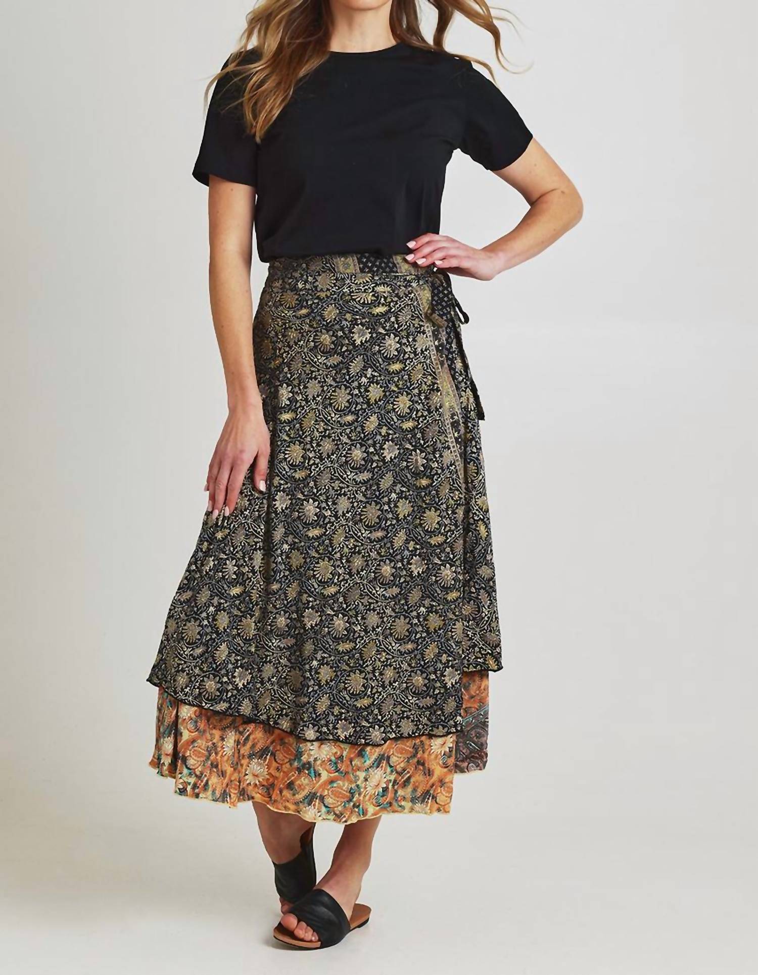 Юбка-парео Zelda в разноцветном дизайне Cienna, мультиколор
Юбка-парео Zelda в разноцветном дизайне Cienna, мультиколор