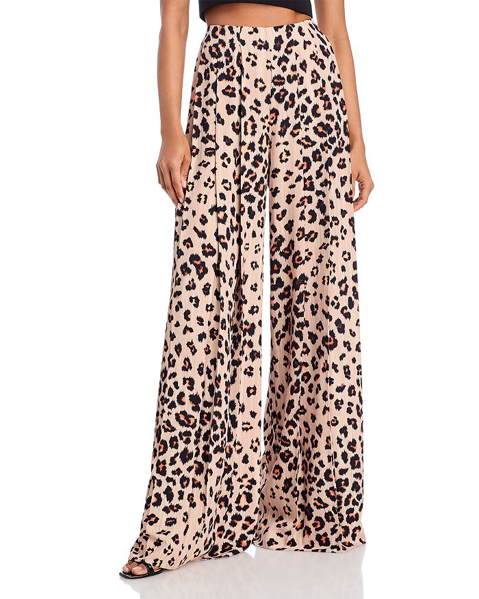 Новые плиссированные брюки L'AGENCE, мультиколор
Новые плиссированные брюки L'AGENCE, мультиколор