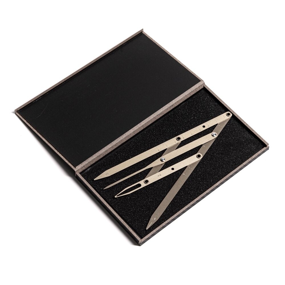 Компас для бровей Leonardo, золотой Forme
Компас для бровей Leonardo, золотой Forme