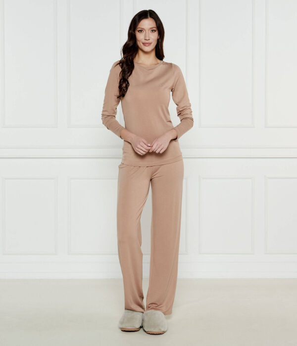 Пижама Emporio Armani Regular Fit, бежевый
Пижама Emporio Armani Regular Fit, бежевый